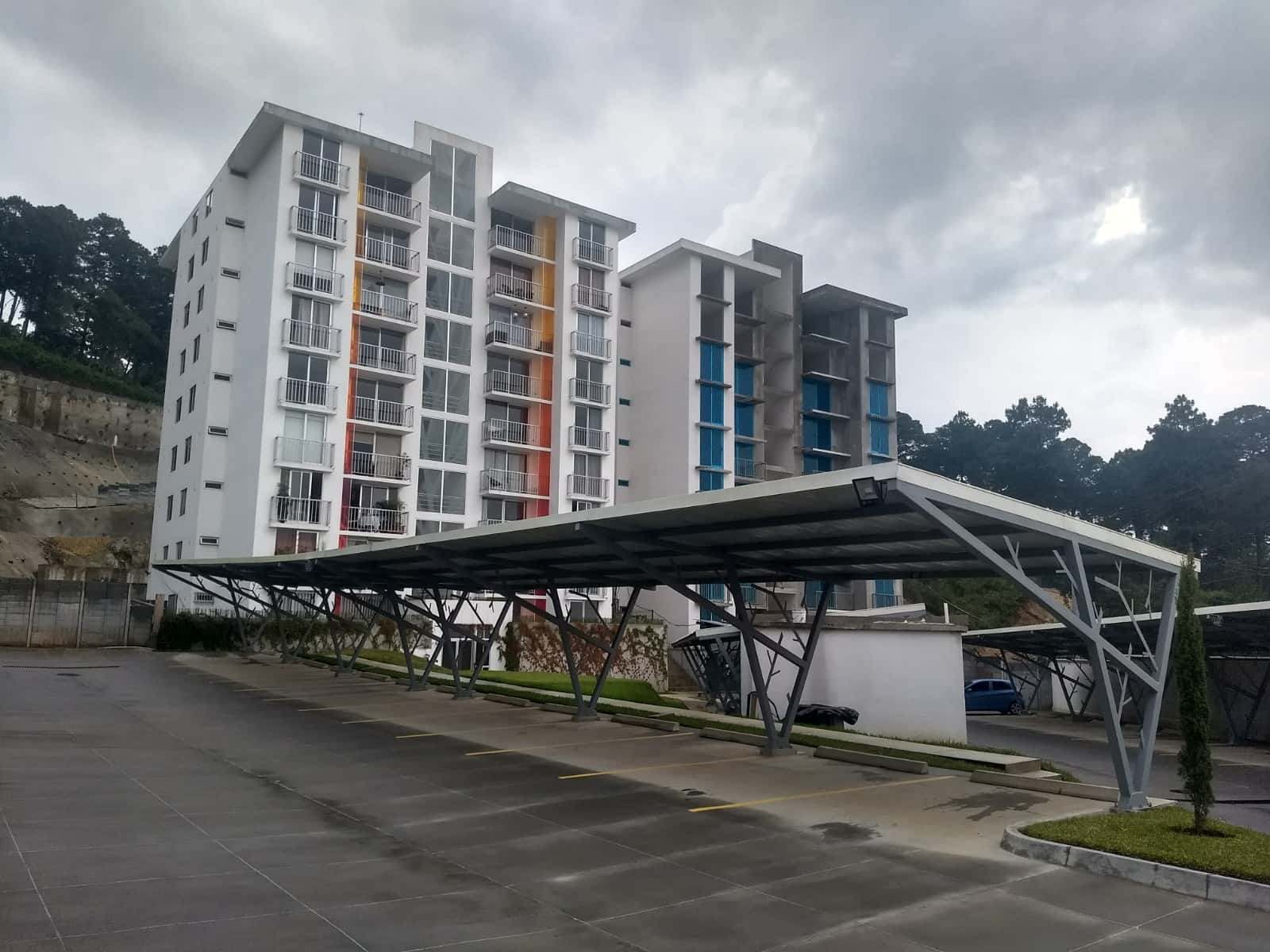 Apartamento en zona 16, Edificio Sol Verde