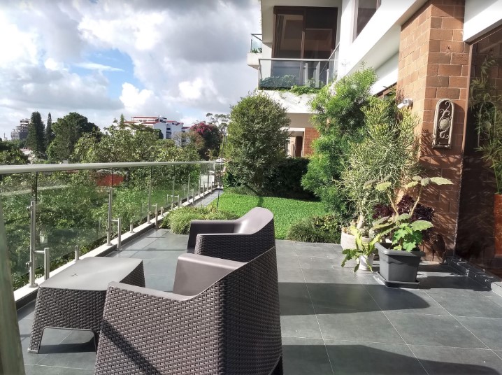 Apartamento en La Herradura zona 15