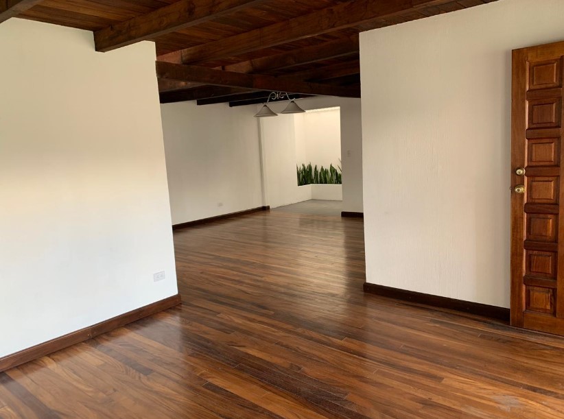 Casa en alquiler en zona 13