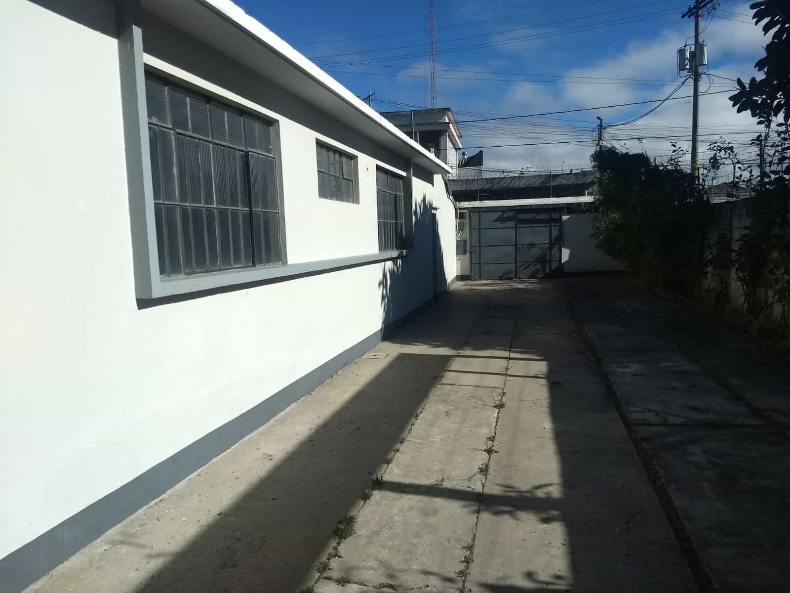 Casa en alquiler zona 8