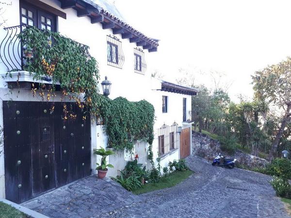 Casa en alquiler o venta Condominio Mirantigua