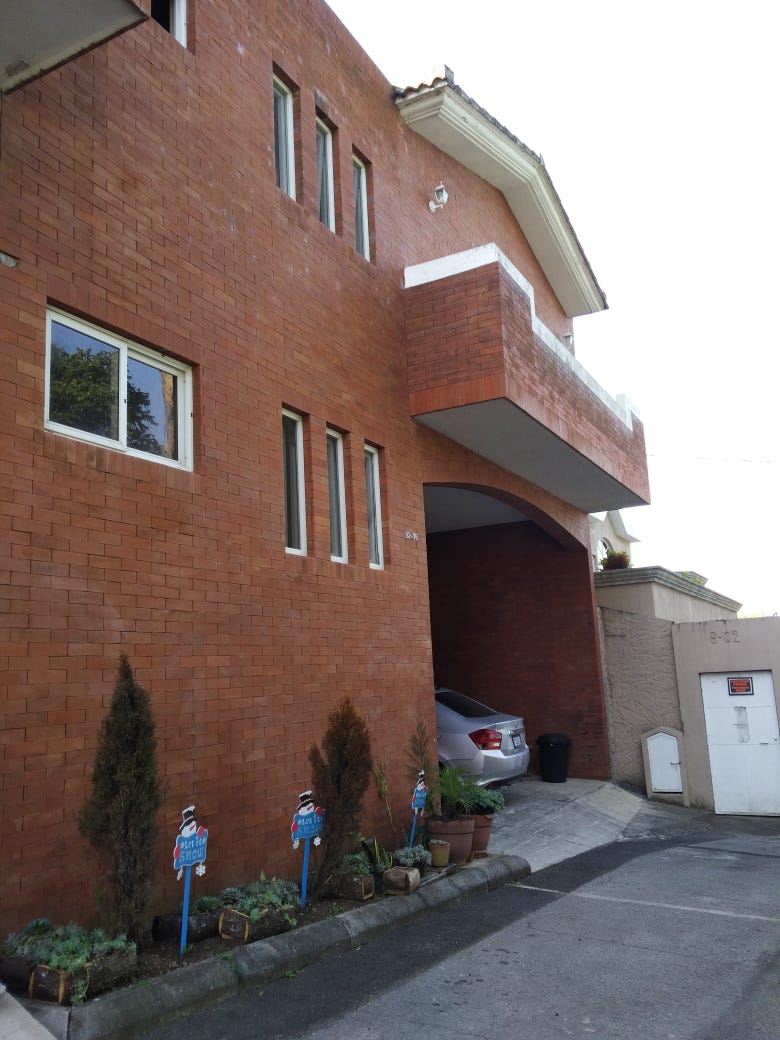 VENTA DE CASA EN ZONA 16