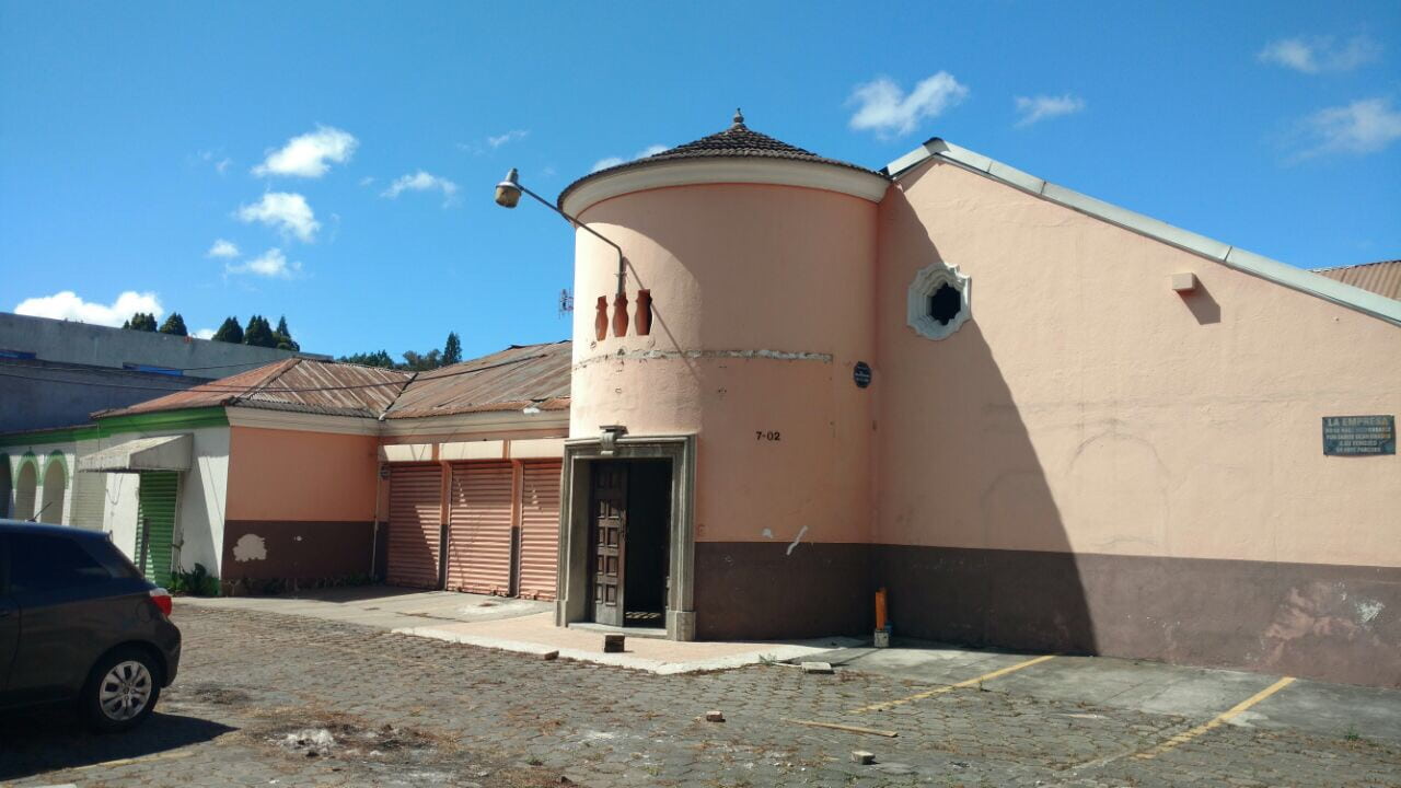 Local Comercial en Renta en Zona 9