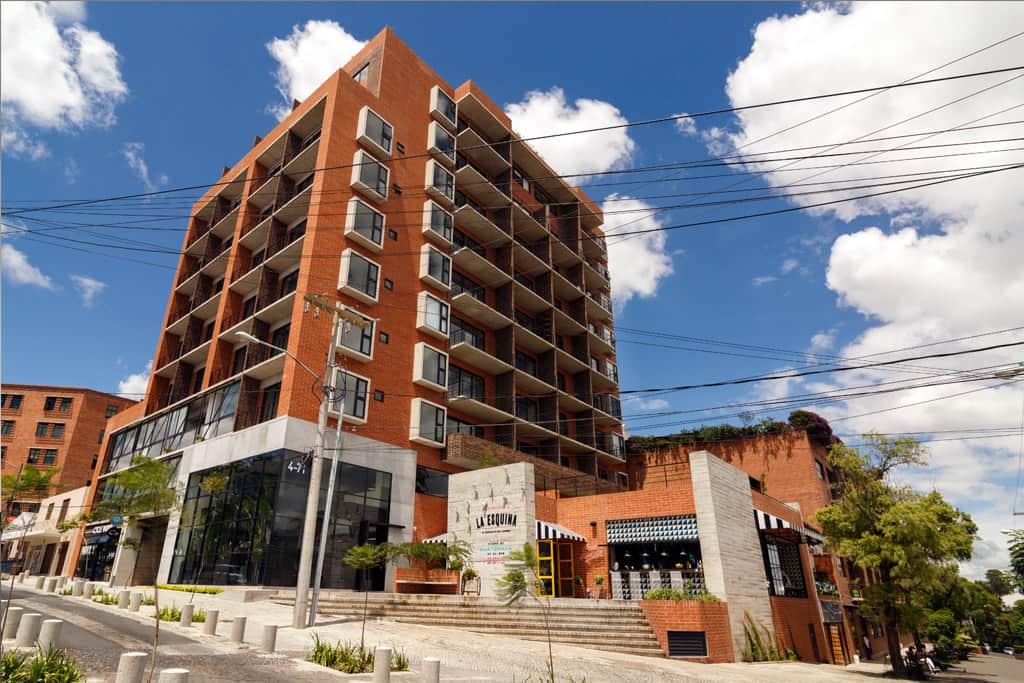 Modernas Oficinas en Renta en Zona 4