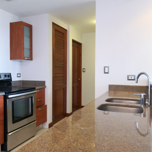 Apartamento en renta edificio Torre Condesa zona 14