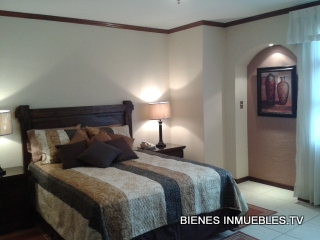APARTAMENTO EN ALQUILER EN EDIFICIO TORRE CASTELAR, ZONA 10