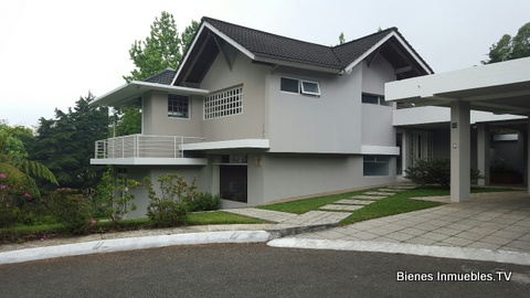 Casa en venta en Condominio Los Manzanos
