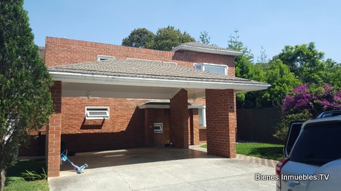 Casa en venta Colinas de Castel, carretera al salvador km 18.5