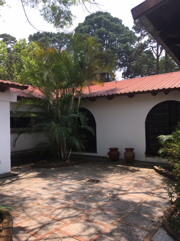 CASA EN ALQUILER EN ZONA 14