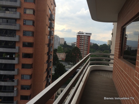 Apartamento en venta Edificio Vivenza zona 10