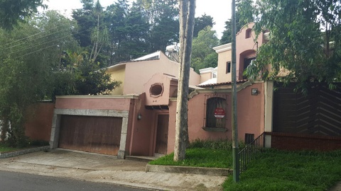 CASA EN VENTA Santa Rosalia La Laguna, carretera al Salvador