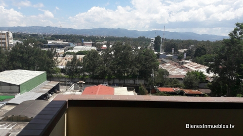 Apartamento en Venta en Jardin de las Charcas 1