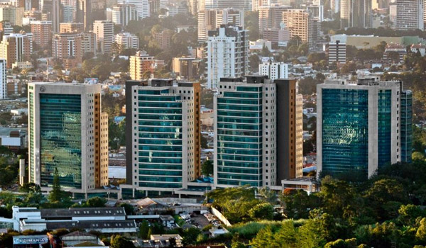 Oficina en venta o renta Zona Pradera